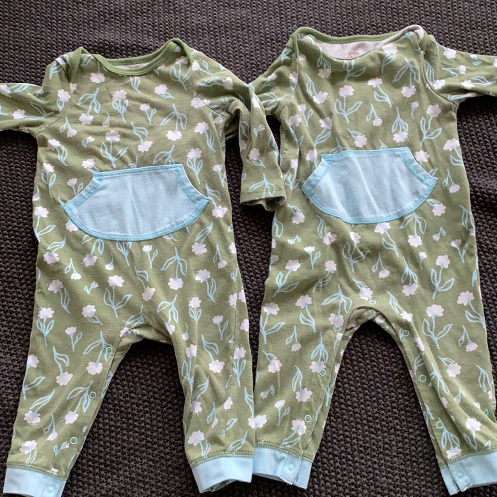 Infant girls footless one piece (2)